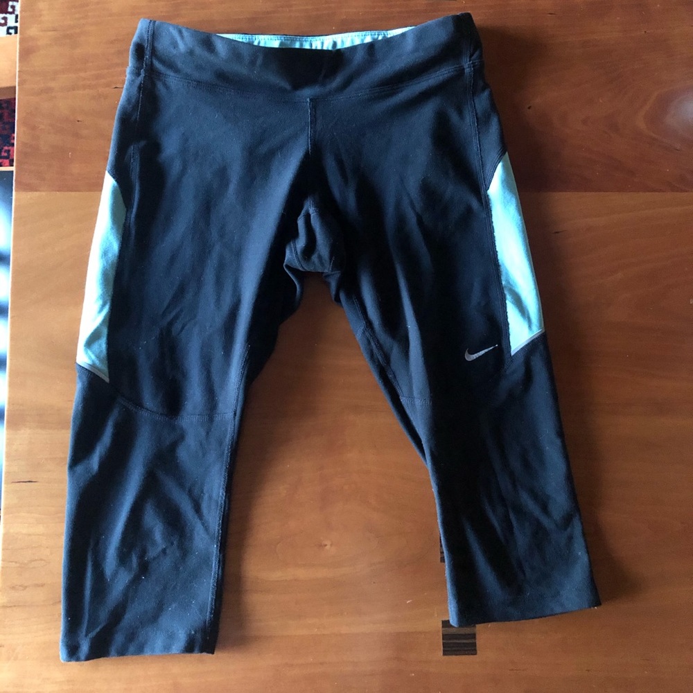 Nike Dri-Fit 3/4 Leggings